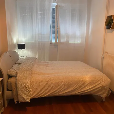 Bel De 72m, Situe Pres De Lyon Avec Parking Gratuit Apartment *
